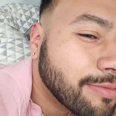 xaavgar's profile picture. meow