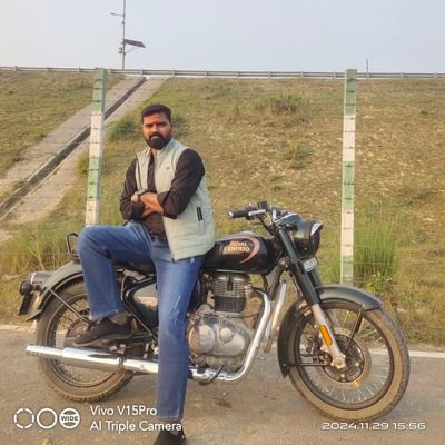 ॐ त्र्यम्बकं यजामहे सुगन्धिं पुष्टिवर्धनम्।
उर्वारुकमिव बन्धनान्मृत्योर्मुक्षीय माऽमृतात्॥