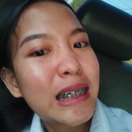 peechee28's profile picture. 