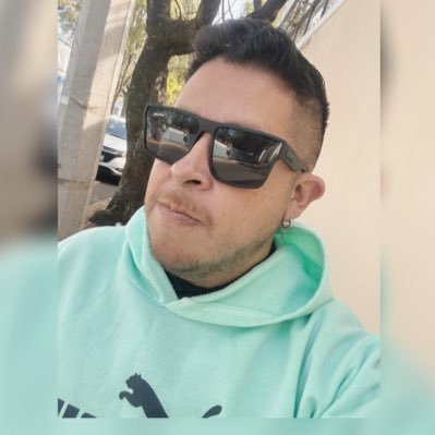 trabajador en sistema de TV de paga en México 🇲🇽