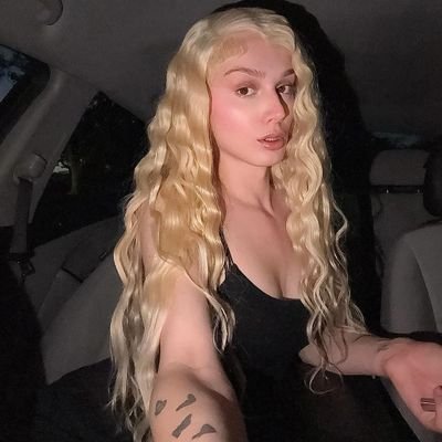 TsArianaSmit616's profile picture. Trans girl, the unseen into irresistible, 👄where fantasy meet reality🎉🎇.
This is my backup account follow up fans  💋