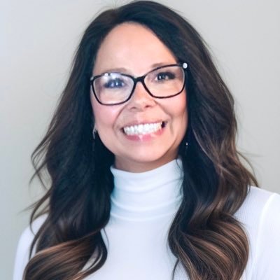 Saved by grace...wife, mom, daughter, sister, friend, teacher, business owner. Catholic 🇺🇸 “Whatever you do, do it all for the glory of God.” 1 Corin 10:31