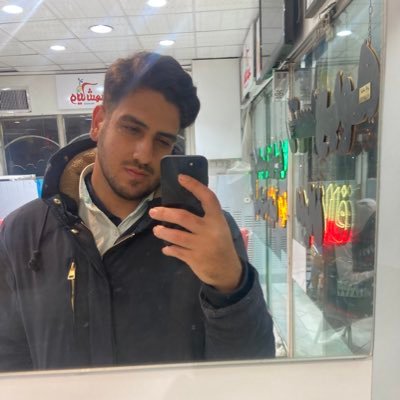 alireza_kb84's profile picture. هم محل امام رضا🕌
دهه هشتادی😎
عاشق طراحی🖌️
گاهی عکاس 📸
شطرنج باز♟️
مهندسی it👨‍💻
پاسدار آینده🇮🇷