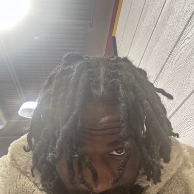 pausethat100x's profile picture. sleep