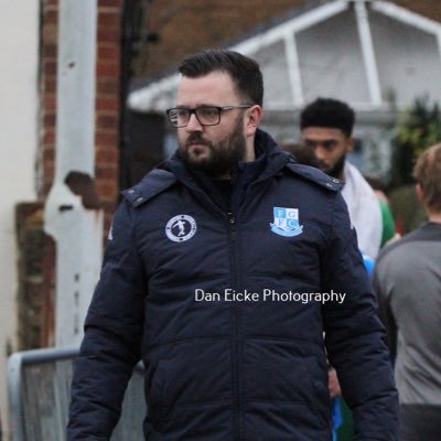 Husband, Dad, former Knaphill FC, Frimley Green, AFC Winkfield, Slough Town Juniors Coach) QPR & Slough Town fan John 3:16 ✝️