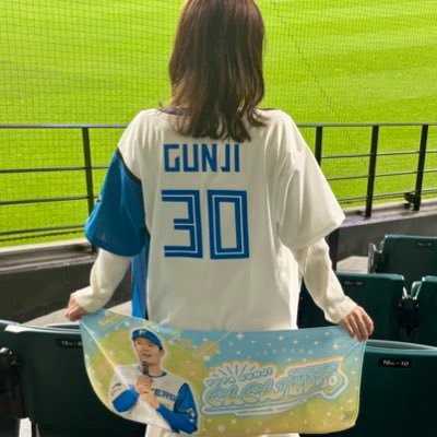 MUHPnHI0oy54667's profile picture. 