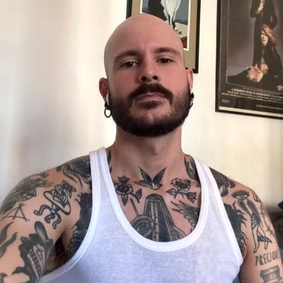 atttwplays's profile picture. pablo / 31 ✨he/him ✨Collage artist