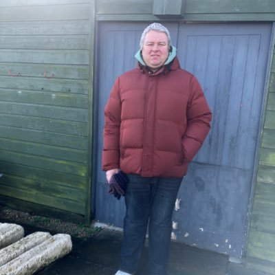 stewartdakin74's profile picture. just trying to navigate life as best I can