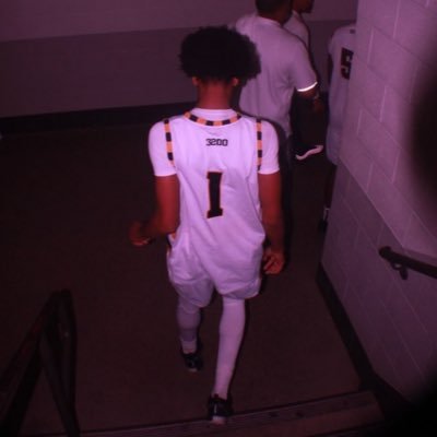 Shiloh High School ‘26 | 6’6 185 lbs | Combo Guard |4.0 gpa | AE5 3SSB