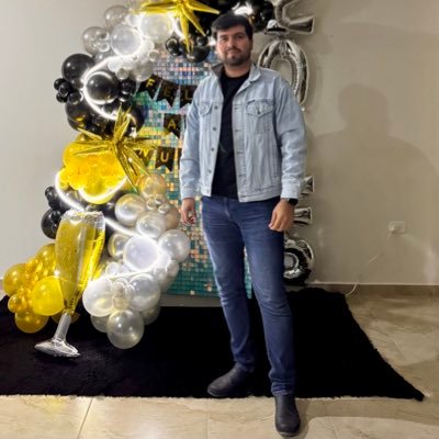 Fórmula 1 Lover / Ing. en Gestión Empresarial Instagram: fernandoea_ Snap: fernandoea