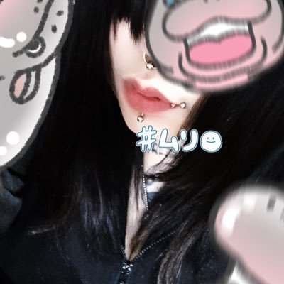 ︎︎ ♀成人済🎮▶︎⌨️🖱。恋と深空(シン推)COD(BO6)・TFD・モンハンワイルズ(ヘビィしか愛せない)。猫9匹・蛇2匹🫶🏻 ピアス(拡張中22mm)・tattoo(首・胸・腕・足首)・Royz・甘い暴力。新しい垢。フォローしてくれたらフォロバします