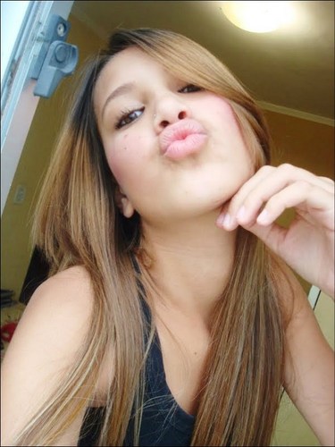 - Pocαs Idéiα !* (: