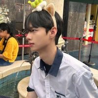 ⋆ ✩ (@webttoonz) 's Twitter Profile