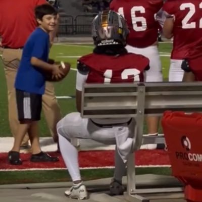| wr for ??? | 5’10 | 175 ibs | instagram:806.los