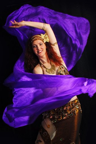 Belly dance teacher, performer & popular blogger.  Folk, Classical, Tribal, Fusion, Egyptian - such artistic freedom & inclusiveness - I love it all!