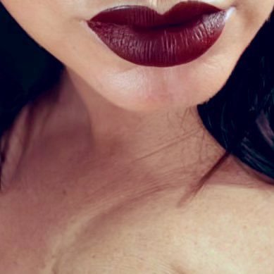 Watch me bake, watch my cake!! 😜🧁🍑. 👀Link to subscribe and see all my unfiltered content below ⬇️🔞