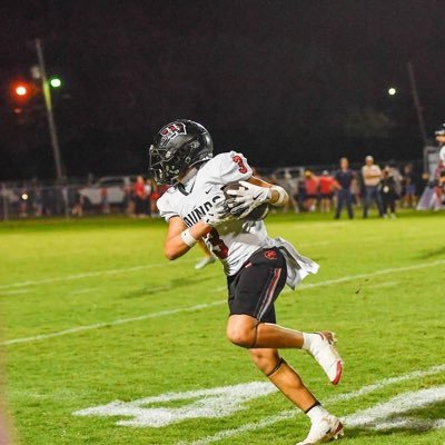 devantacastille's profile picture. WR, ‘27, 6’0 ,185, GPA-4.0. (337-588-7025 ) devantabutler14@gmail.com