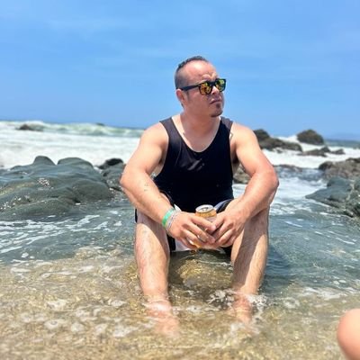 JonaDev's profile picture. Estudiante en Ing. en Desarrollo de Software en #Uveg , y Lic. en Desarrollo de Sistemas Web en #UDGVIRTUAL