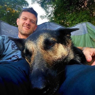 #🐷WooPig🐗 #🐶doglover🐾 #STLcards⚾️ #married👫 #🚫DM’s#4🐶’s and a 🐱