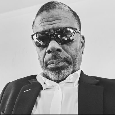 Veteran broadcaster/journalist, Television, Radio, Theatre, Film personality/actor, Communications Consultant, Voice Talent, Script Writer, Poet
#ThreadBoss 😊