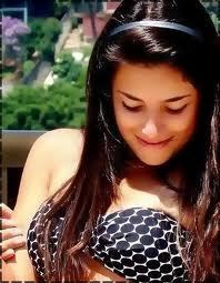 1Raquel_FAKE's profile picture. 