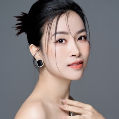 hoangthaomaster's profile picture. Royal Artist of Phibrows Academy since 2016. Grand Master Shine since 2019. The golden hand in Vietnam's semi-permanent makeup industry