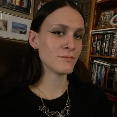 25•Indigenous•She/Her•grungy tomboy songwriter in BC 🏳️⚧️🇵🇸🪶