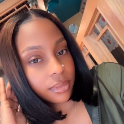 CEO OF KARI COSMETICS💄👄💋