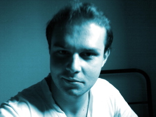 **Sou Um Anjo de Pessoa, Não Um Santo!! ^^ +
## I'm an Angel Person, Not A Saint!! ^^##