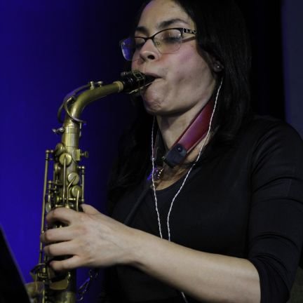 Ongoing projects for recordings of Brazilian music Choro...interests Improvisation and Jazz.
☕️#📚#⚕️#🎶#⚙️💡♻️#
💲#🚴♀️🏃♀️🏊♀️#🖼#🧳#🌏