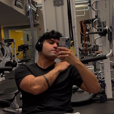 iankarlov's profile picture. 