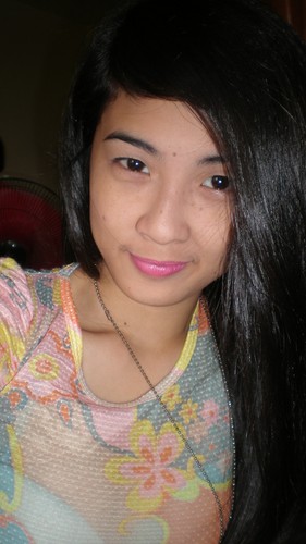 heiyzhel's profile picture. 