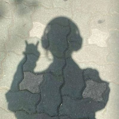 abcdhilaaaa's profile picture. akun buat baca au, share random thoughts