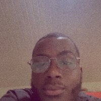 Kunle (@ayo_dinehin) 's Twitter Profile