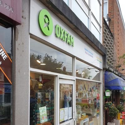 Clothes & Homewares Charity Shop.
Opening hours: 9.30am to 5pm Mon-Sat
Tel: 01582 462056
email: oxfamshopf3603@oxfam.org.uk