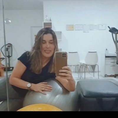 Luana49874675's profile picture. 