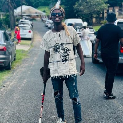 @chelseafc⚽💙
@orlandopirates⚽❤️
@laclippers🏀
Aspiring advocate ⚖️
VC law📚
Sapiosexual💆🏾♂️