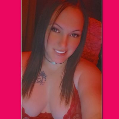 Fiery_Red88's profile picture. Hey I'm Red! I'm a full time streamer and mom of 3! I also love making new friends and meeting new people! I like to just have fun and vibe out!!