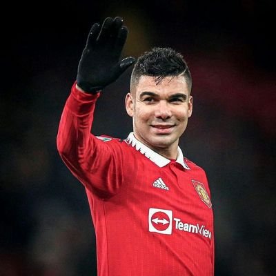 Ru_Amorrim's profile picture. Eight points off the relegation zone😛😛🤫