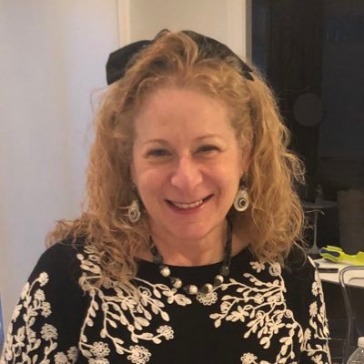 adsCreative's profile picture. 