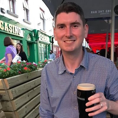 Is poblachtánach mé. Gaeilgeoir. All views are my own. Retweet Does Not Imply Endorsement.
