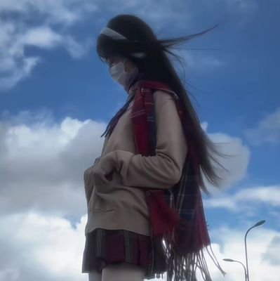 zhunAa06's profile picture. 