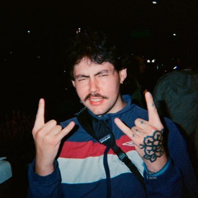 phenrrii's profile picture. ⠀⠀⠀⠀⠀⠀⠀⠀⠀⠀あなたは本当に孤独な人です⠀⠀⠀⠀⠀⠀⠀⠀⠀⠀⠀⠀⠀⠀⠀⠀⠀⠀⠀⠀⠀⠀⠀⠀