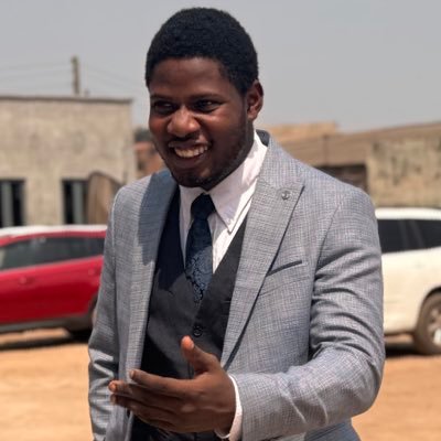 God first | Writer | Avid football ⚽ fan with a bias for @ChelseaFC and #Messi | 23rd born of September | I retweet more than I tweet