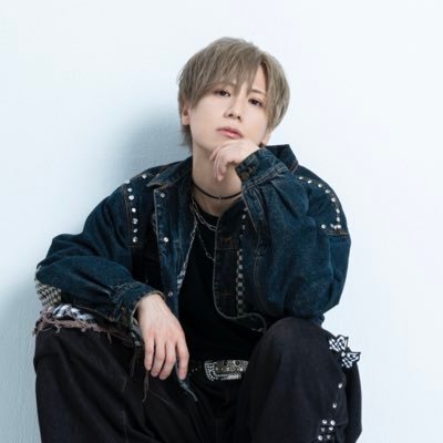 96点の人 //公式LINEはこちらhttps://t.co/1lz543UoII 川崎駅東口で毎週金曜日19時00分頃〜路上ライブしてます