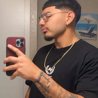 ChrisM9800's profile picture. 