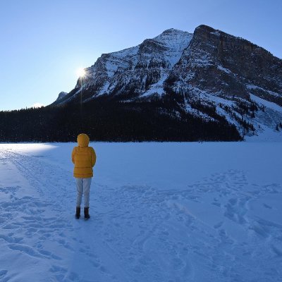 🚀 My current job title is #CMO and I enjoy #traveling 🌍 #reading 📖 #Motorbike🏍 #Cello🎻 and when I'm not working I enjoy #discovering 🔍 #cryptocurrency inv