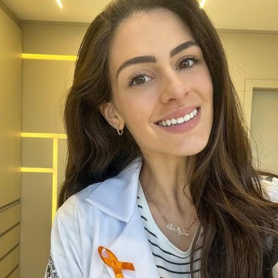 LeeChristine01's profile picture. plastic surgeon Love cats, books. Like to discuss and talk about different views with friends. Don't let your age limit you. #NFT #golf #skii Retweet ≠ Approval