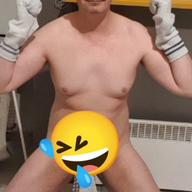 RAQUE que pour mon Maître @MattFavelas. Bouffon a humilier, exposer, ridiculiser, rabaisser. #teampiss #gaypig #gayfag #gayslut https://t.co/77wrzCIzk3