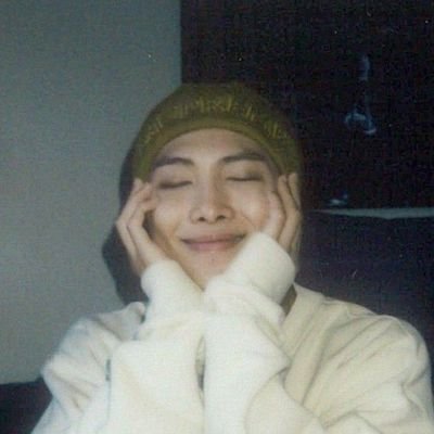 ChimmyPlant's profile picture. Med 5/6 ▪︎ TGCF ▪ Army               
                                     
《
• Porque o amanhecer antes do sol nascer é o mais escuro •》Tomorrow